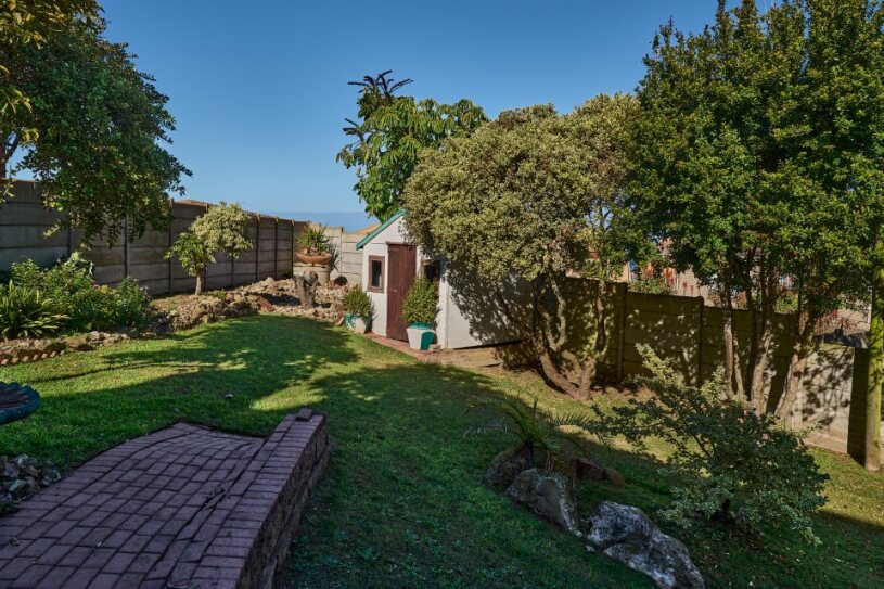 5 Bedroom Property for Sale in Dana Bay Western Cape
